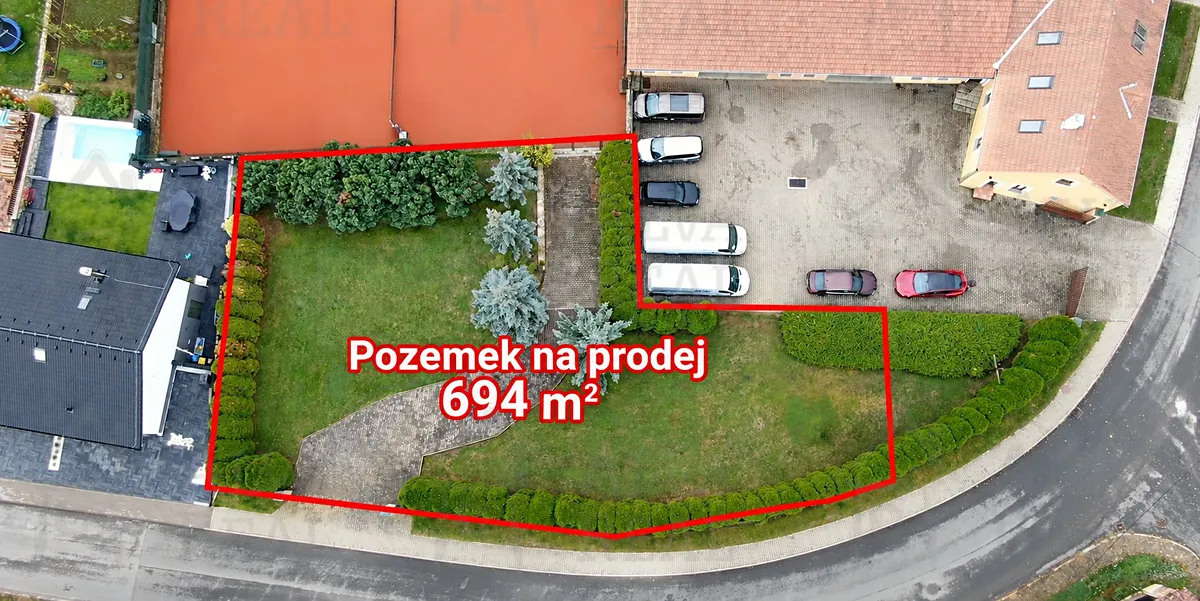 Prodej stavebního pozemku 694 m²